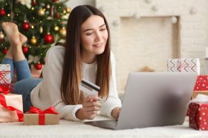 Maximizing Sales during the Holiday Season: Strategies for eCommerce Enhancement