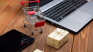 Navigating the eCommerce Jungle: Challenges, Pitfalls, and Platforms